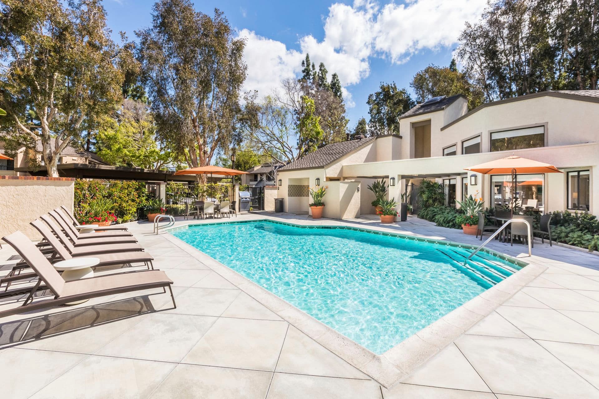 Cedar Creek in Irvine mold claim information
